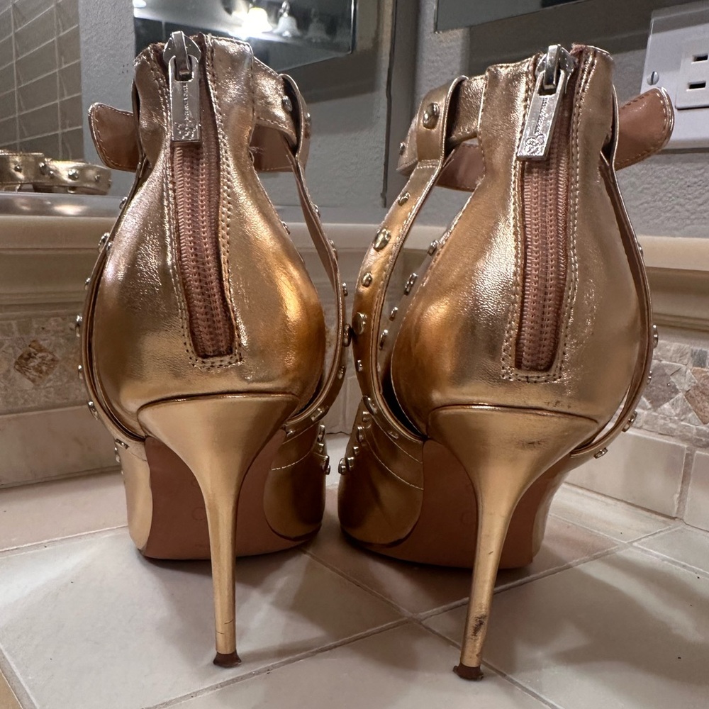 Jessica Simpson Gold Studded Heels - Picture 3 of 6